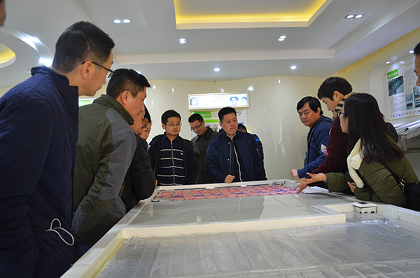 合肥市青年創(chuàng)業(yè)者協(xié)會(huì)一行來環(huán)瑞交流參觀